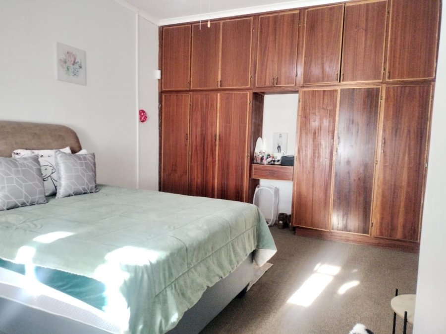4 Bedroom Property for Sale in Ladybrand Free State